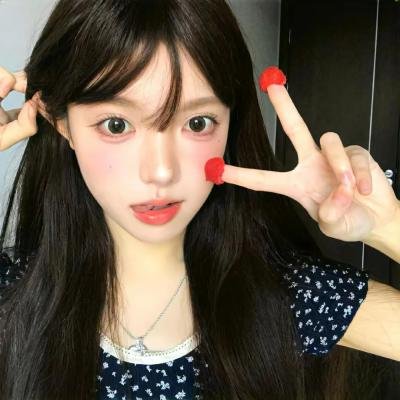 乳房与月亮
